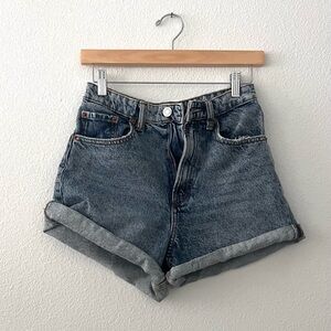 Zara jean shorts size 2